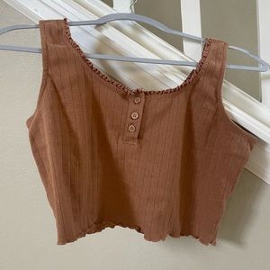 lettuce trim brown button cropped tank top